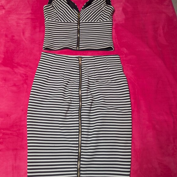 Guess midi skirt and my matching top combo - Picture 2 of 5